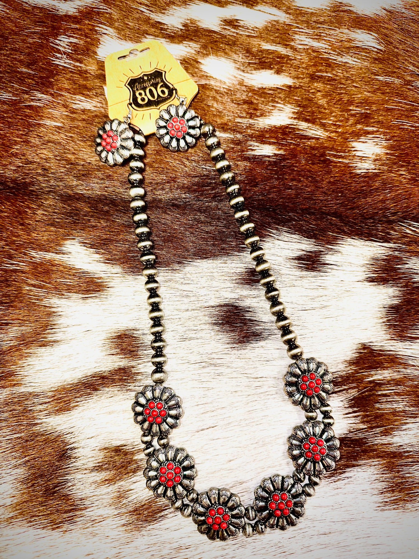 Flower Necklace with Stones and Matching Earrings